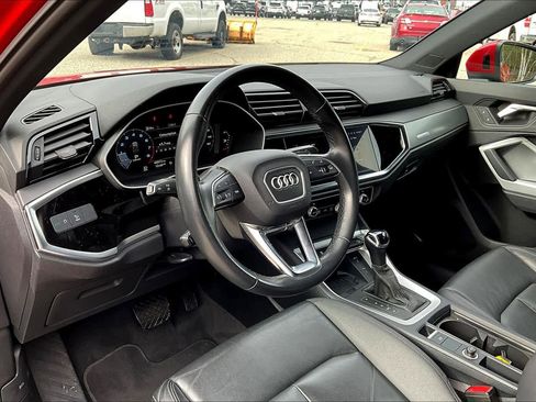 Used 2024 Audi Q3 2.0T Premium image 17