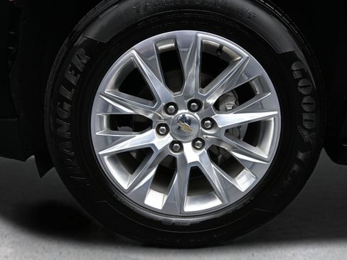 Used 2024 Chevrolet Tahoe Premier AWD/4WD image 26