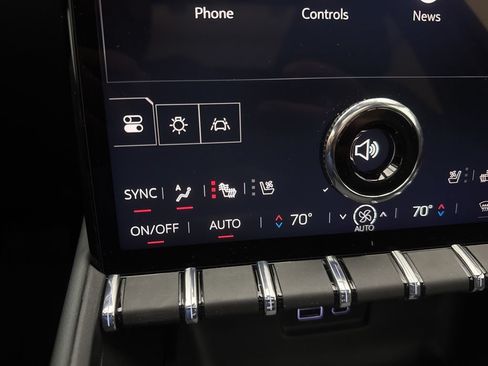 New 2026 GMC Terrain AT4 w/ Convenience Package III AWD/4WD image 41
