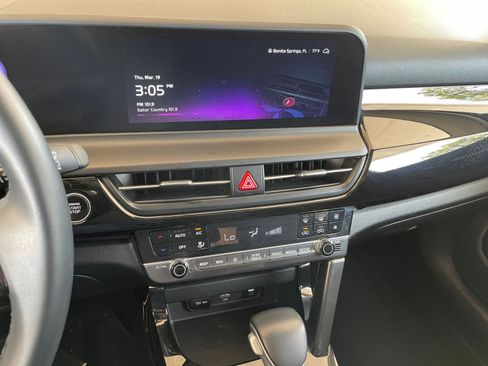 Used 2025 Kia Seltos S image 17