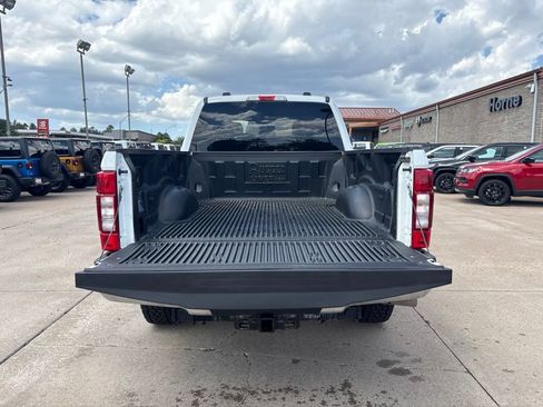 Used 2021 Ford F250 XLT w/ FX4 Off-Road Package AWD/4WD image 9