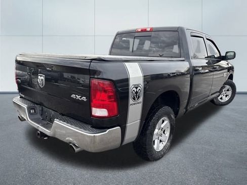 Used 2016 RAM 1500 Classic SLT w/ SLT Plus D←cor Group image 5