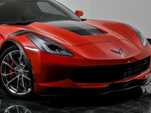 Used 2017 Chevrolet Corvette Grand Sport image 2
