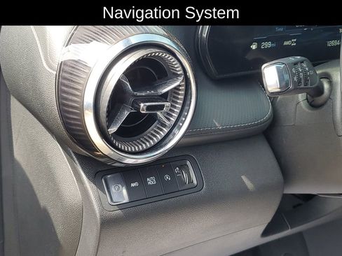 Used 2026 Chevrolet Equinox LT w/ LPO, Floor Liner Package AWD/4WD image 8