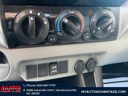 Used 2015 Toyota Tacoma 4x4 Access Cab V6 image 10