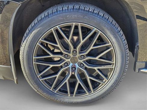 Used 2020 Cadillac Escalade ESV Luxury w/ Escalade Sport Edition image 6