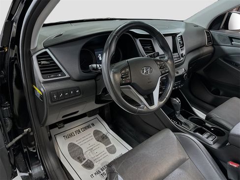 Used 2016 Hyundai Tucson Limited w/ Option Group 03 image 10