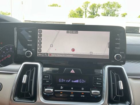 Used 2022 Kia Sorento S w/ Panoramic Sunroof Package FWD image 26