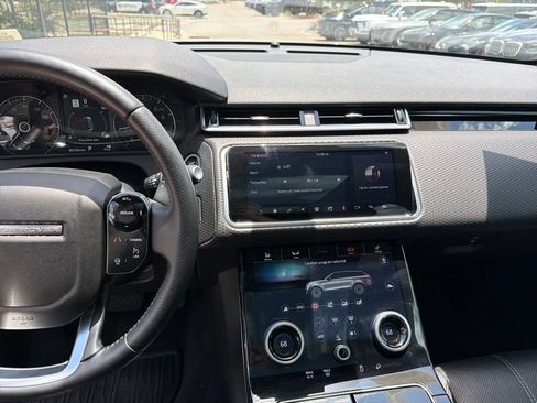 Used 2020 Land Rover Range Rover Velar S AWD/4WD image 26