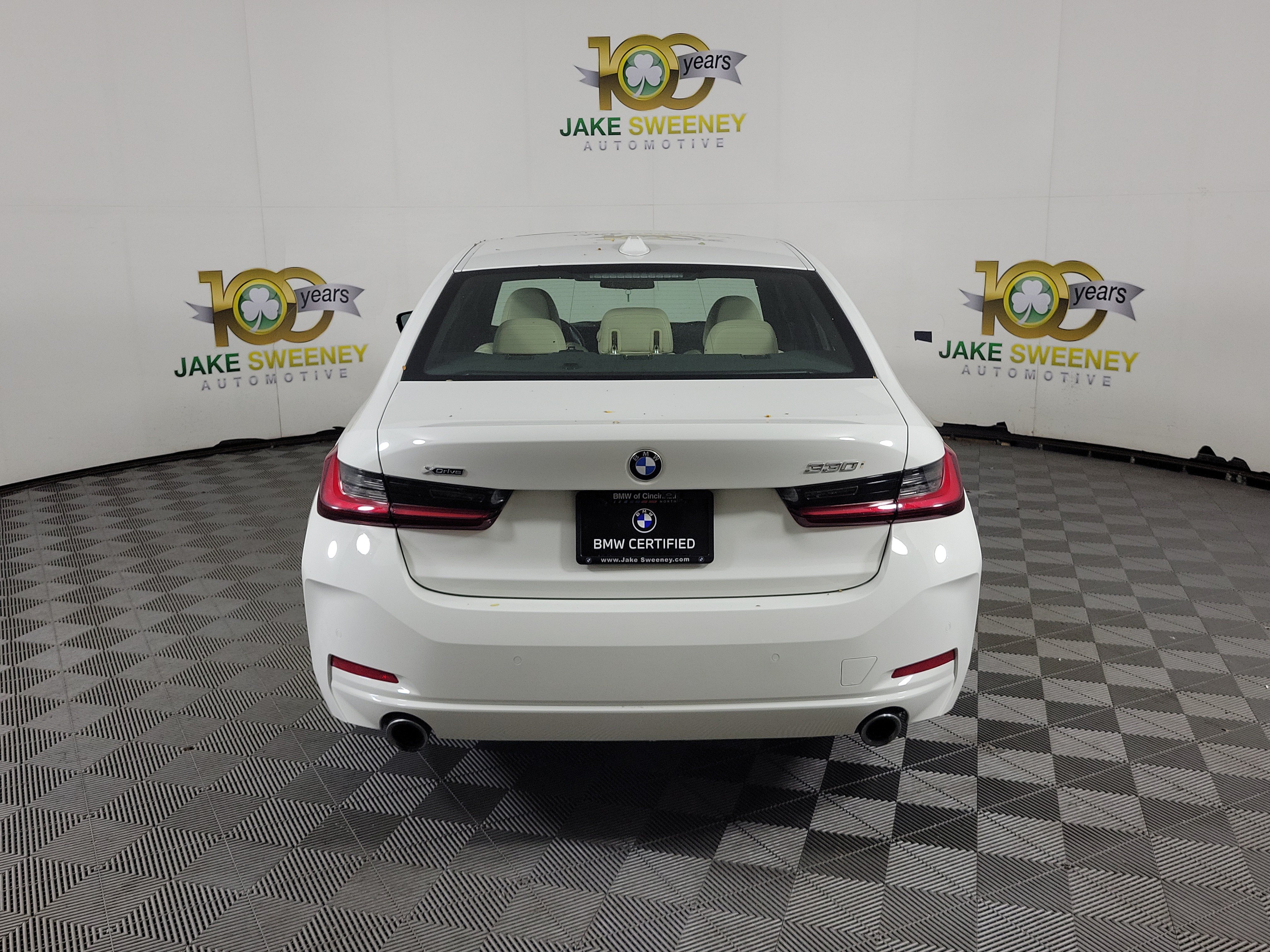 Certified 2023 BMW 330i xDrive Sedan w/ Parking Assistance Package AWD/4WD image 6