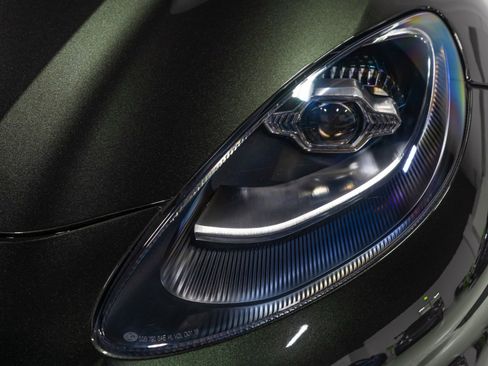 Used 2025 Aston Martin DBX 707 image 19