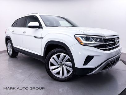 Used 2023 Volkswagen Atlas Cross Sport SE w/ Panoramic Sunroof Package