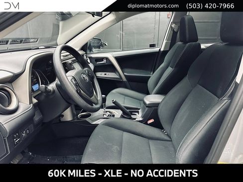 Used 2014 Toyota RAV4 XLE FWD image 18