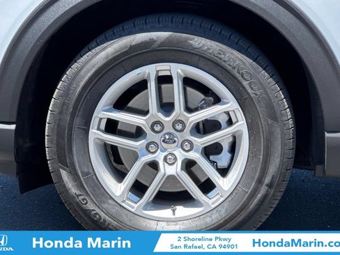 Used 2025 Ford Explorer Active AWD/4WD image 35
