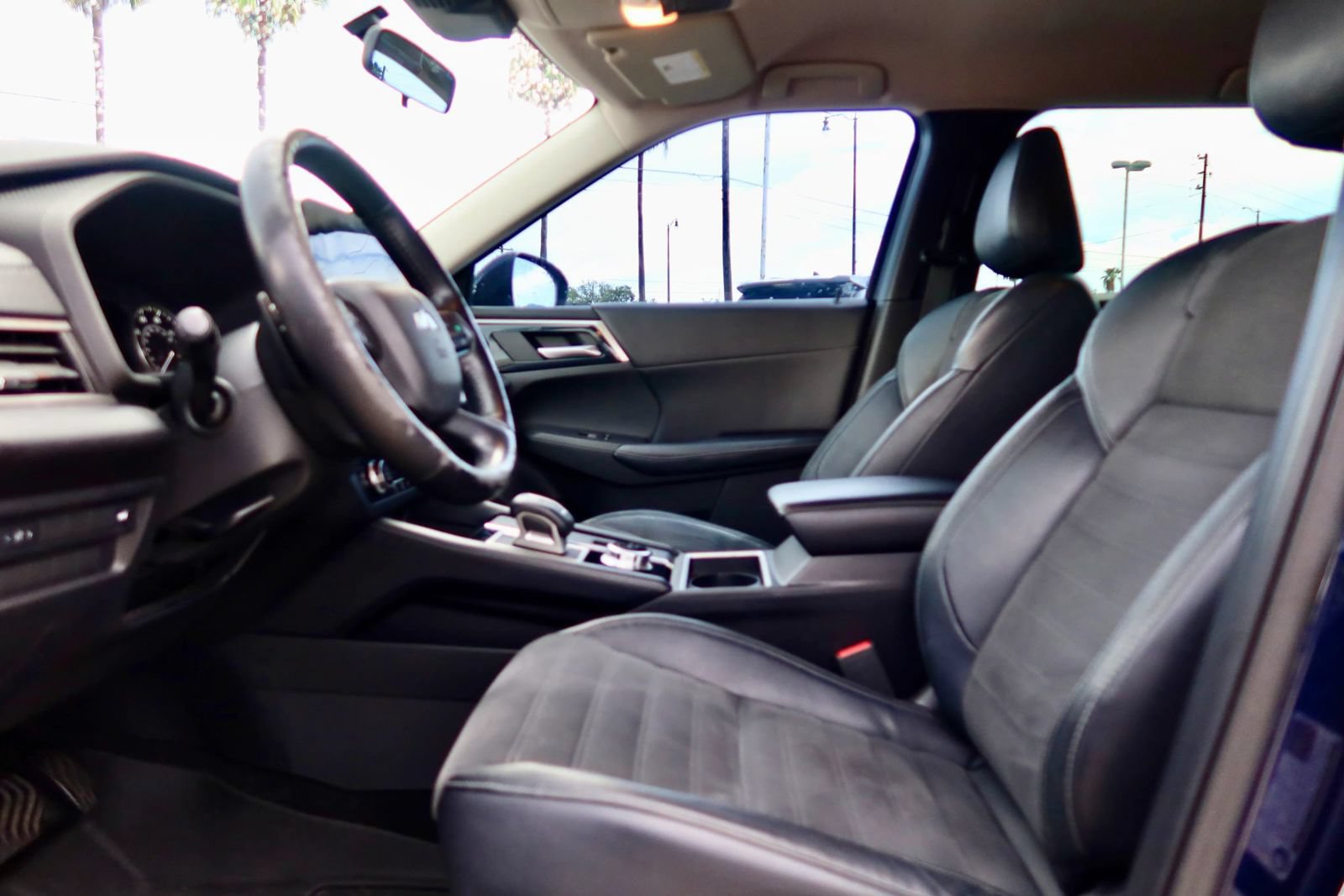 Used 2022 Mitsubishi Outlander SE FWD image 17