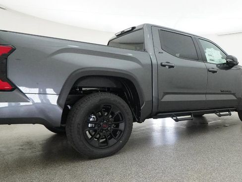 New 2026 Toyota Tundra SR5 AWD/4WD image 43