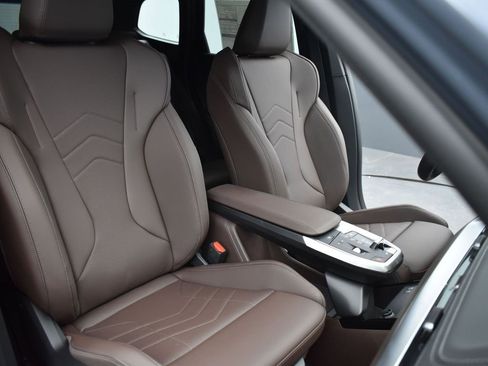 New 2025 BMW X1 xDrive28i w/ Convenience Package image 18