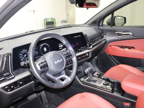 Used 2025 Kia Sportage SX FWD image 17