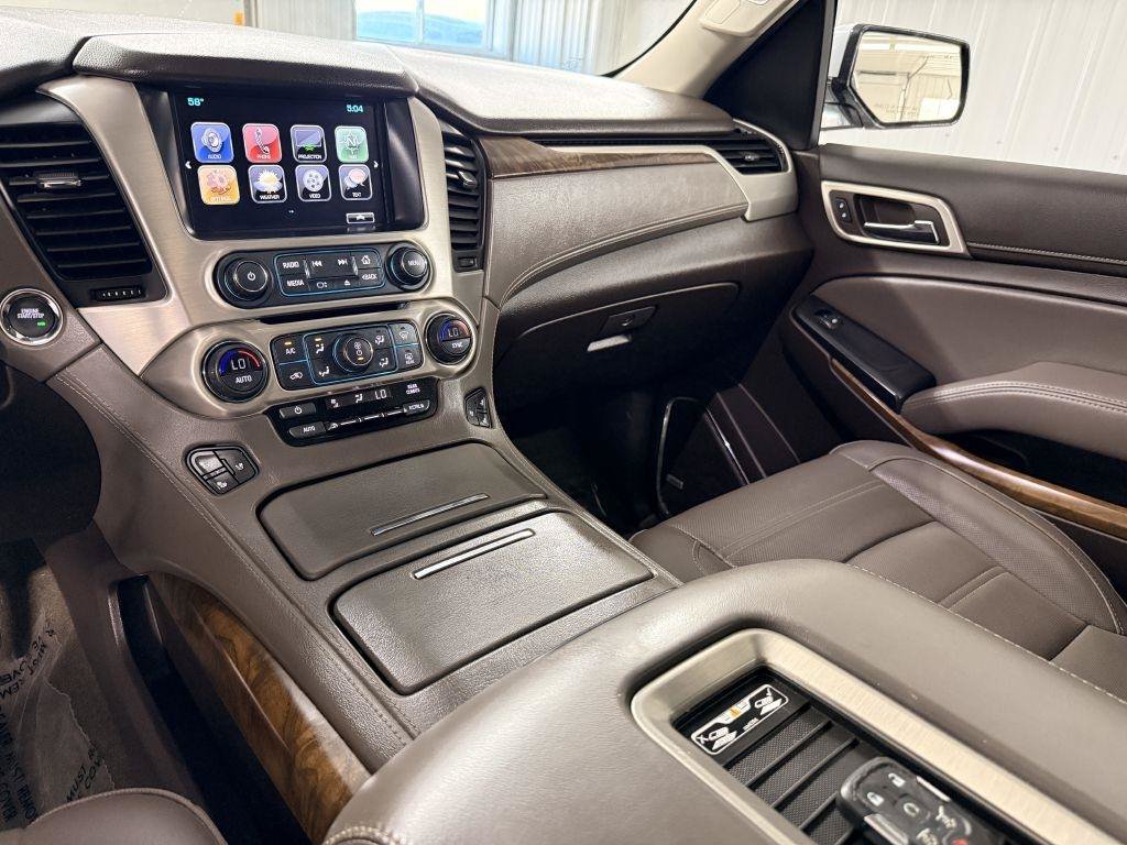 Used 2019 GMC Yukon XL Denali w/ Denali Ultimate Package AWD/4WD image 21