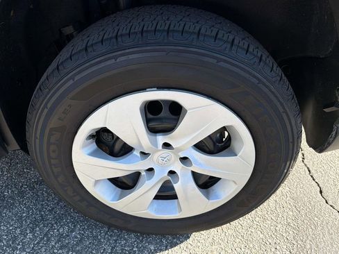 Certified 2025 Toyota RAV4 LE FWD image 30