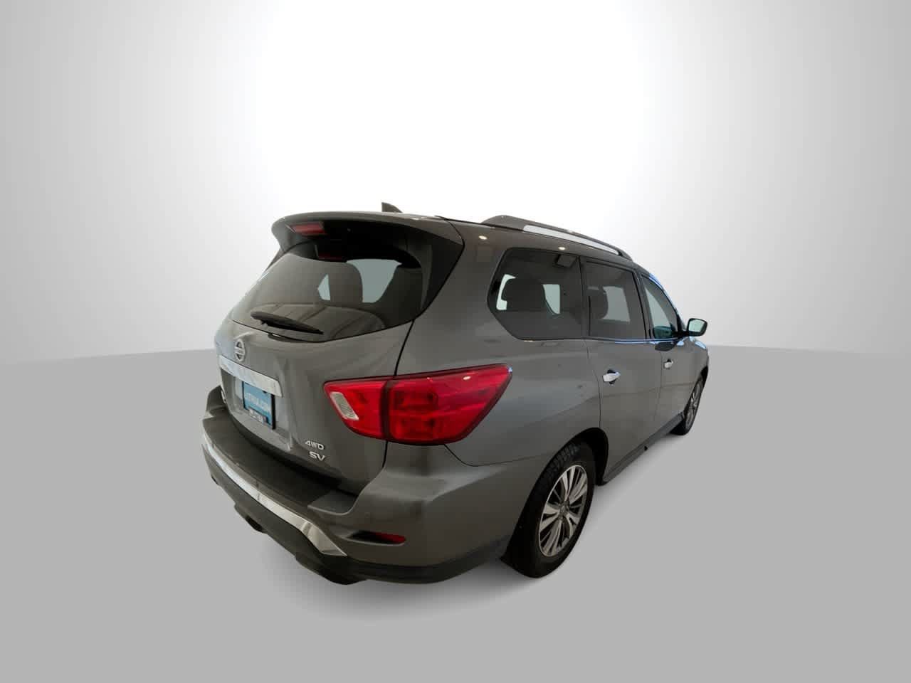 Used 2020 Nissan Pathfinder SV AWD/4WD image 8