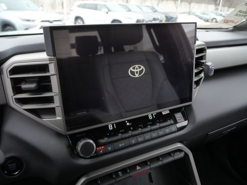 Used 2025 Toyota Tundra Limited image 23
