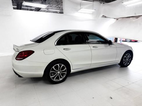 Used 2016 Mercedes-Benz C 300 4MATIC Sedan image 7