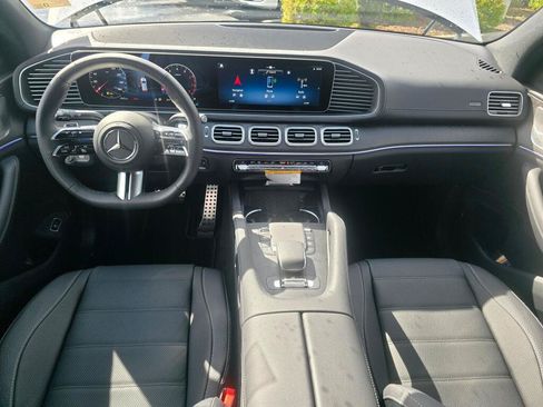 New 2026 Mercedes-Benz GLS 450 4MATIC image 17