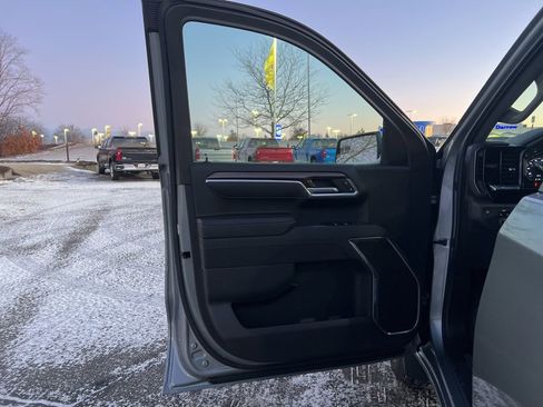 New 2026 Chevrolet Silverado 1500 LT image 7