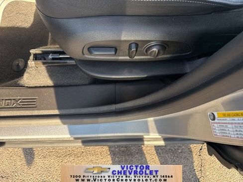 Used 2024 Chevrolet Equinox LT image 14