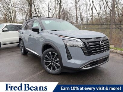 New 2026 Nissan Pathfinder Platinum w/ Cargo Package