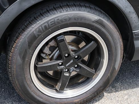 Used 2017 Honda CR-V EX-L image 12