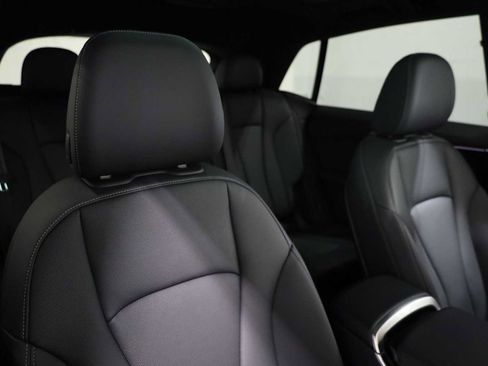 Used 2025 Audi Q8 Premium Plus w/ Premium Plus Package image 21