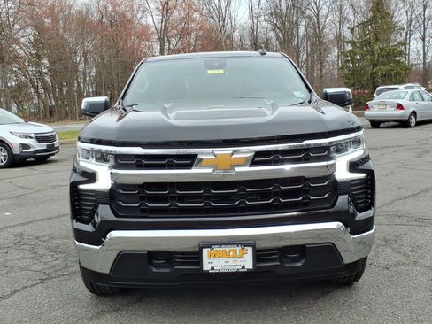 Used 2025 Chevrolet Silverado 1500 LT image 2