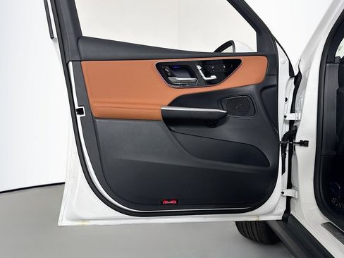 New 2026 Mercedes-Benz GLC 300 image 20