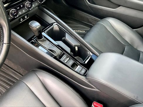 Used 2024 Honda Accord Sport image 16