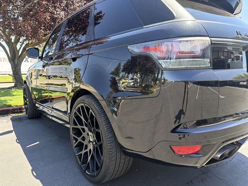 Used 2016 Land Rover Range Rover Sport SVR AWD/4WD image 10