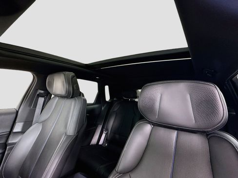 Used 2024 Cadillac Lyriq Luxury AWD/4WD image 25