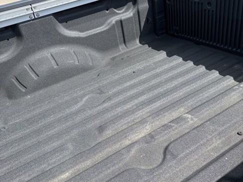 Used 2024 Nissan Titan PRO-4X w/ Pro-4x Convenience Package image 10