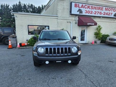 Used 2015 Jeep Patriot Sport w/ Power Value Group AWD/4WD image 2