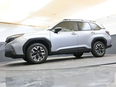 Certified 2025 Subaru Forester Premium AWD/4WD image 30