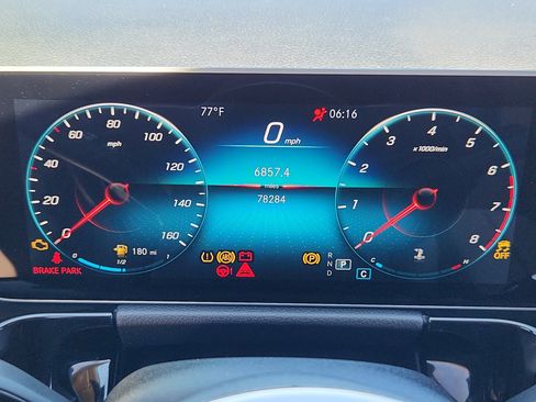 Used 2021 Mercedes-Benz GLA 250 image 22