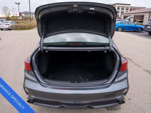 Used 2023 Kia Forte GT-Line w/ GT-Line Premium Package image 10