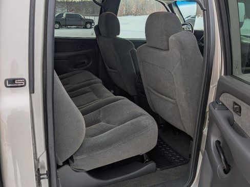 Used 2003 Chevrolet Silverado 2500 LS RWD image 18
