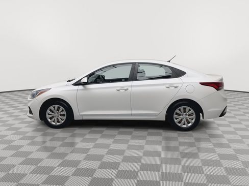Used 2020 Hyundai Accent SE FWD image 27