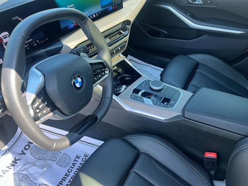 Used 2025 BMW 330i Sedan RWD image 11