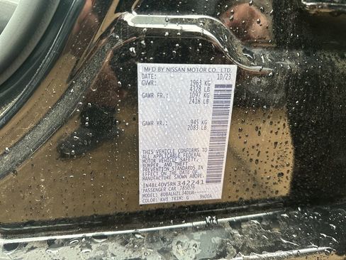 Used 2024 Nissan Altima 2.5 SV image 11