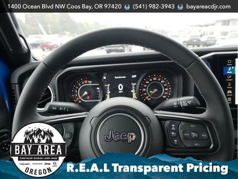 New 2025 Jeep Gladiator Sport image 16