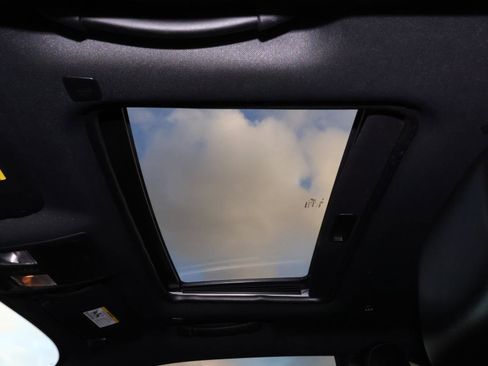 Used 2022 Dodge Challenger R/T Scat Pack image 21