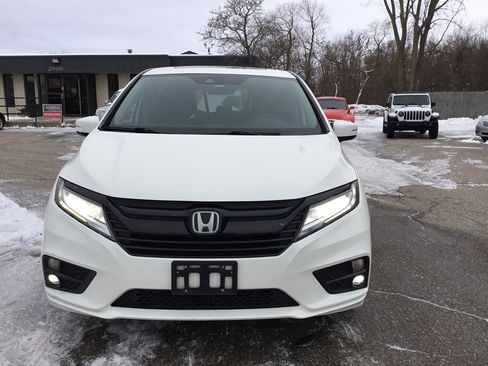 Used 2019 Honda Odyssey Elite image 3
